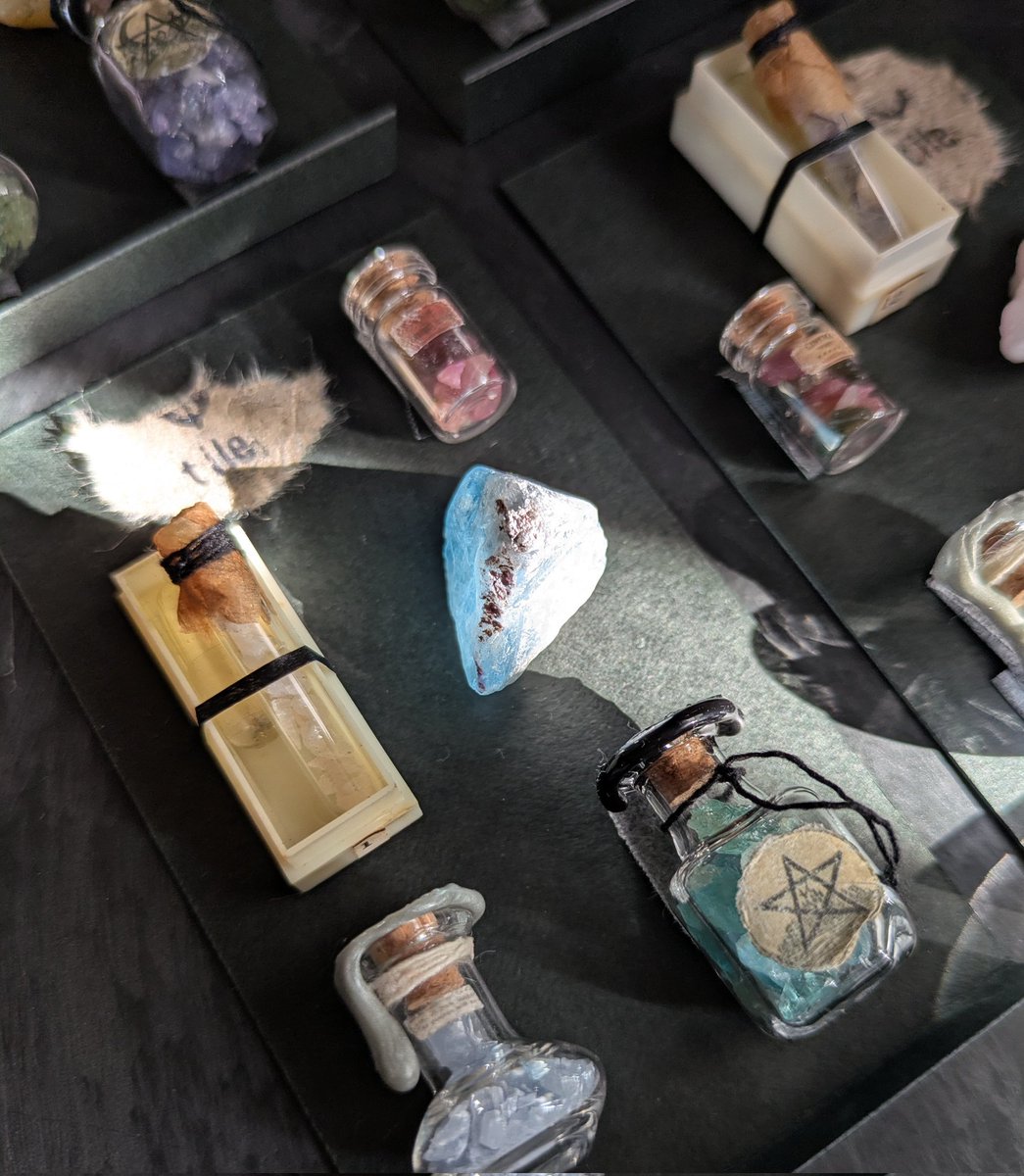 最果て古書店tile (@saihatetile) / Posts / X