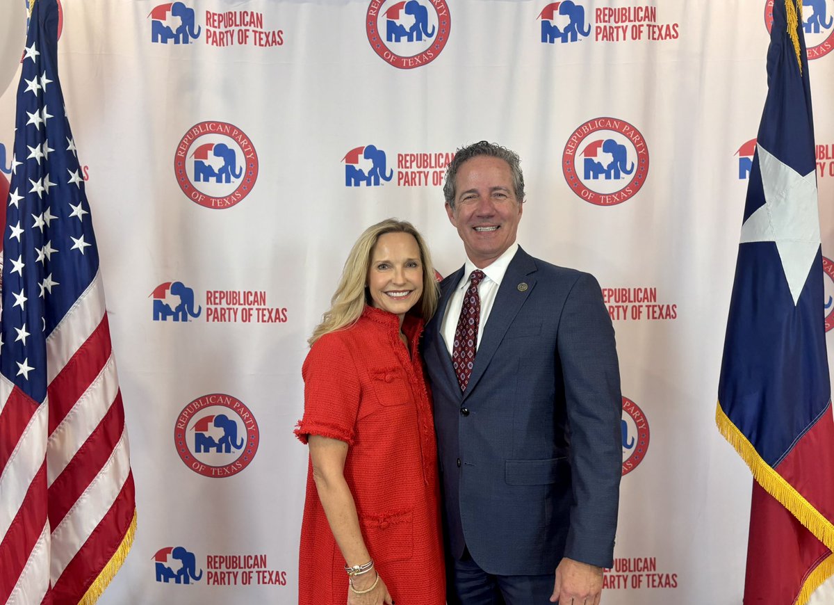 KHancock4TX's tweet image. I officially filed with @TexasGOP to continue serving as your Texas Comptroller. 

Since @GregAbbott_TX asked me to step in this summer, we’ve:

✅ Banned DEI in state contracting
✅ Built Texas Education Freedom framework
✅ Strengthened border security
✅ Launched Texas DOGE