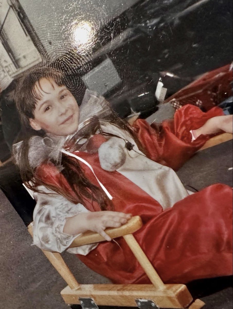 Danielle Harris behind the scenes of Halloween 4