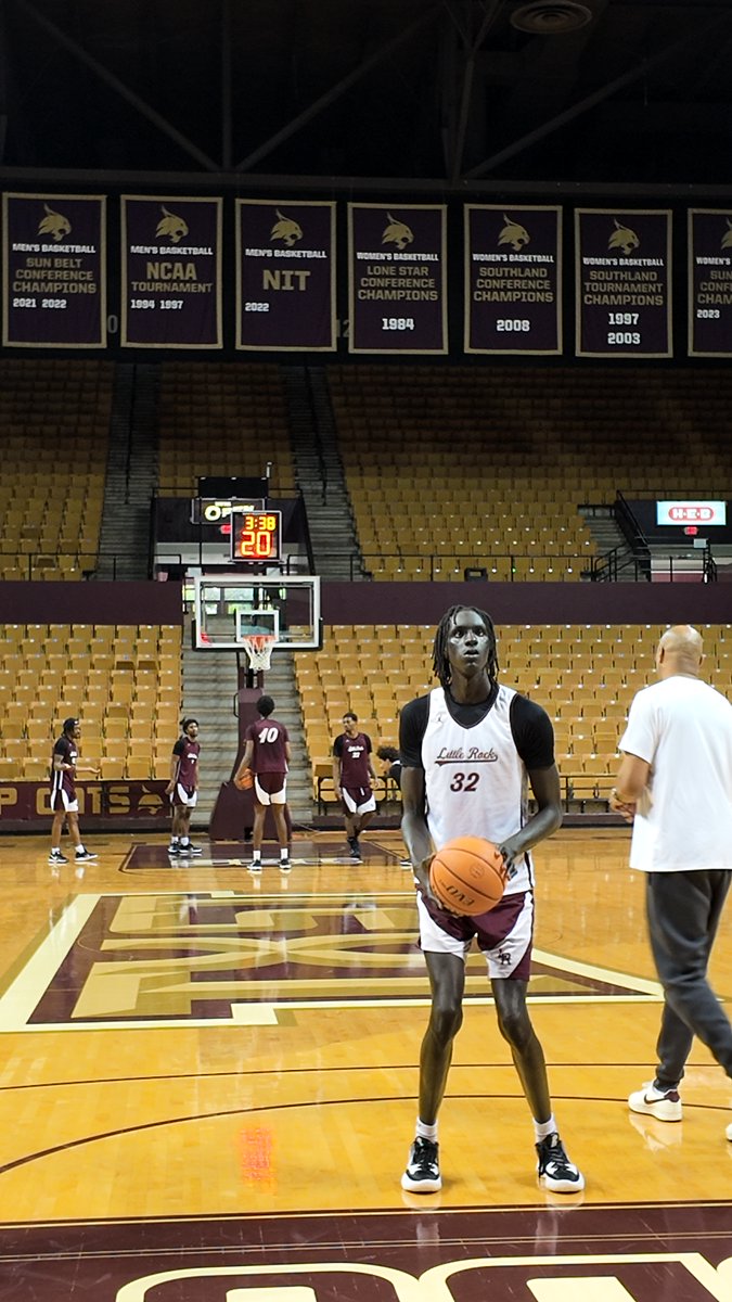Little Rock Basketball tweet media