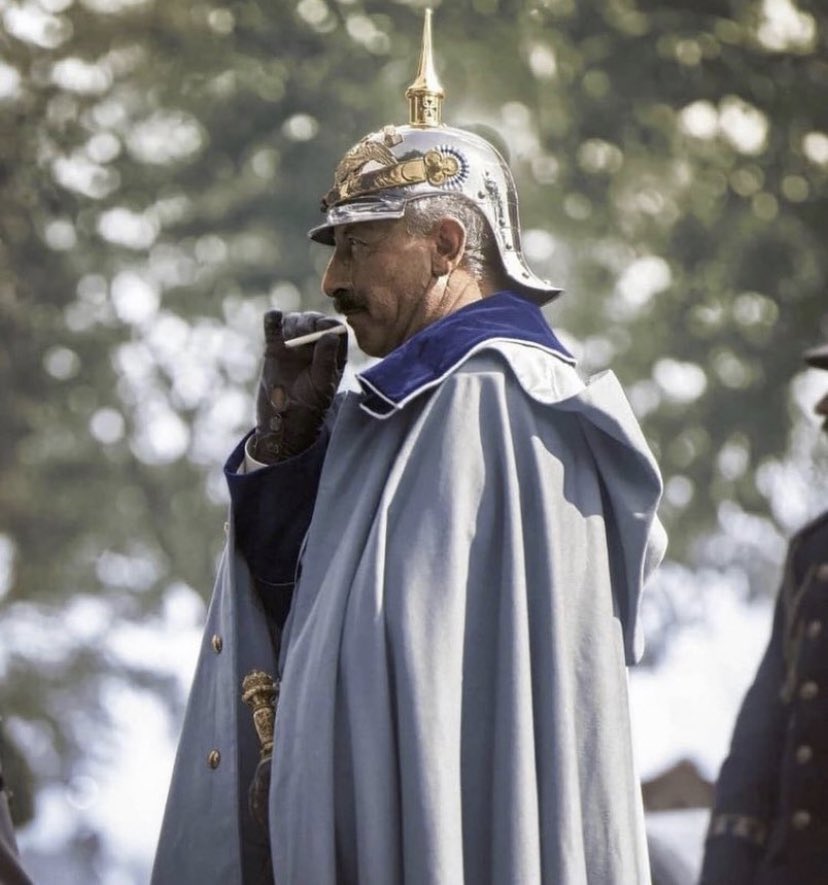 Wie kann man diese Ästhetik einfach nicht feiern.