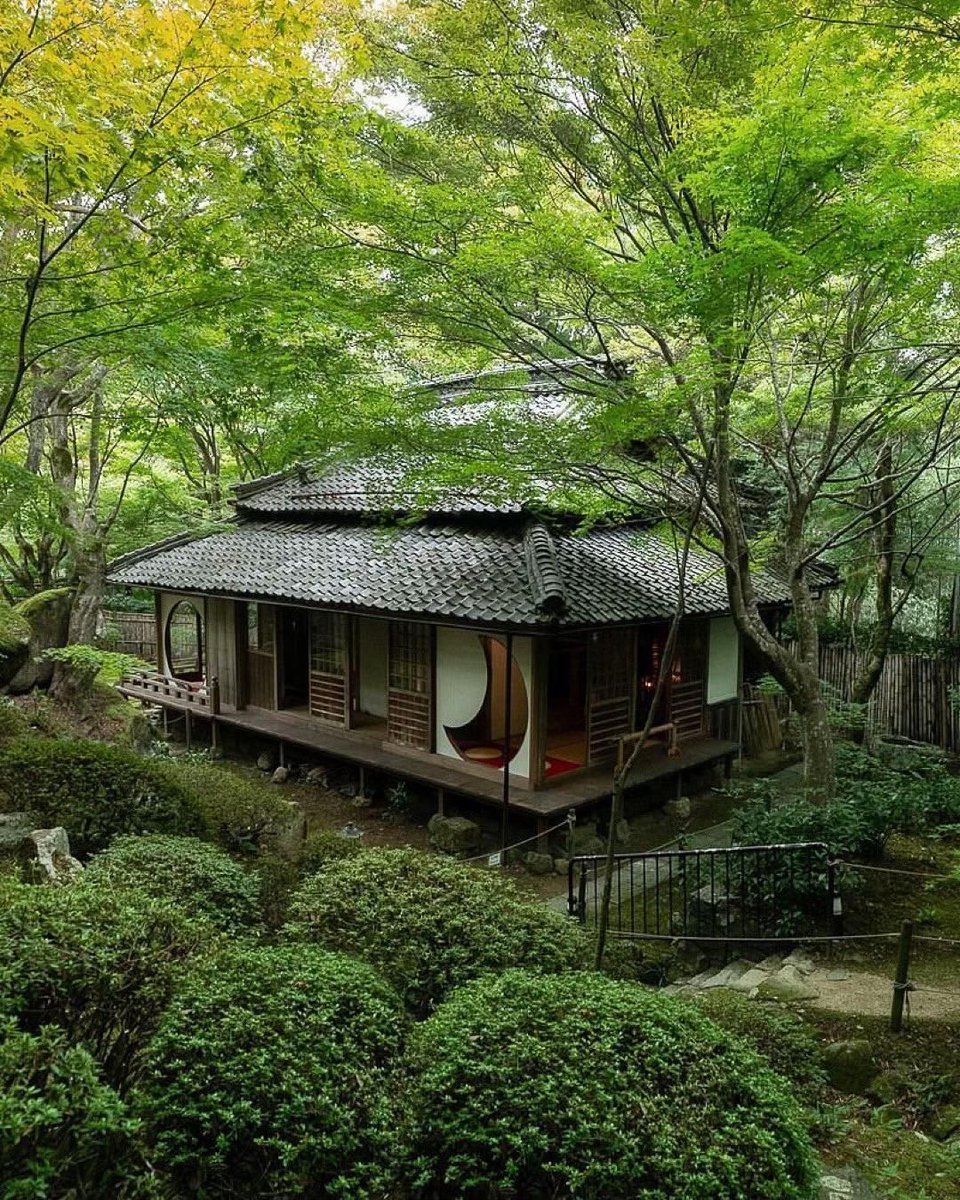 hutdesigns's tweet image. The Kyorinbo temple in Japan is a hidden gem said to be built by the Crown Prince Shotoku in 605