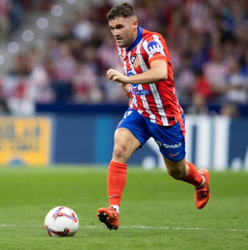 Javi Galán está cerca de salir del Atlético de Madrid este mercado de invierno. El lateral ya estuvo apunto de irse el último día de verano y su falta de minutos es clave en la decisión. El lateral rojiblanco tiene buen mercado en la Premier y algunos clubes de LaLiga.

👀👋🏻