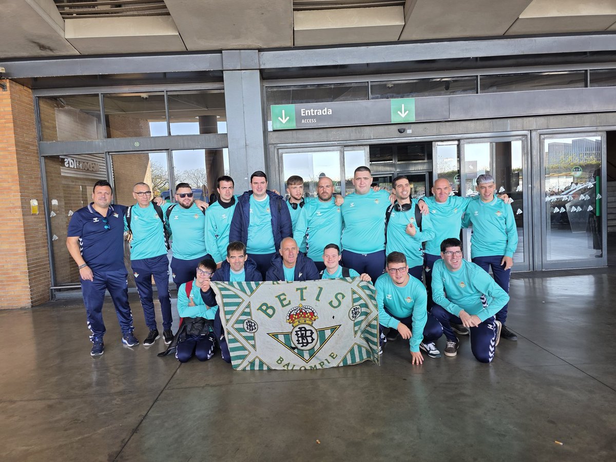 BETISMAN1907's tweet image. Ya están los nuestros camino de Tarragona, suerte BETIS GENUINE