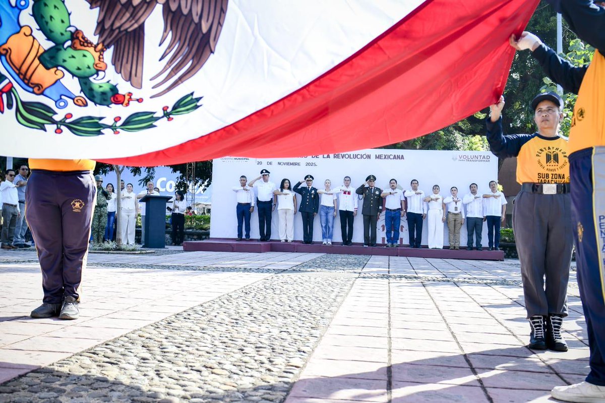 Asistí al desfile conmemorativo del 20 de noviembre de la Revolución Mexicana, un momento que llena de orgullo a Tapachula y refleja la fuerza de nuestra gente.

#VoluntadParaTransformar