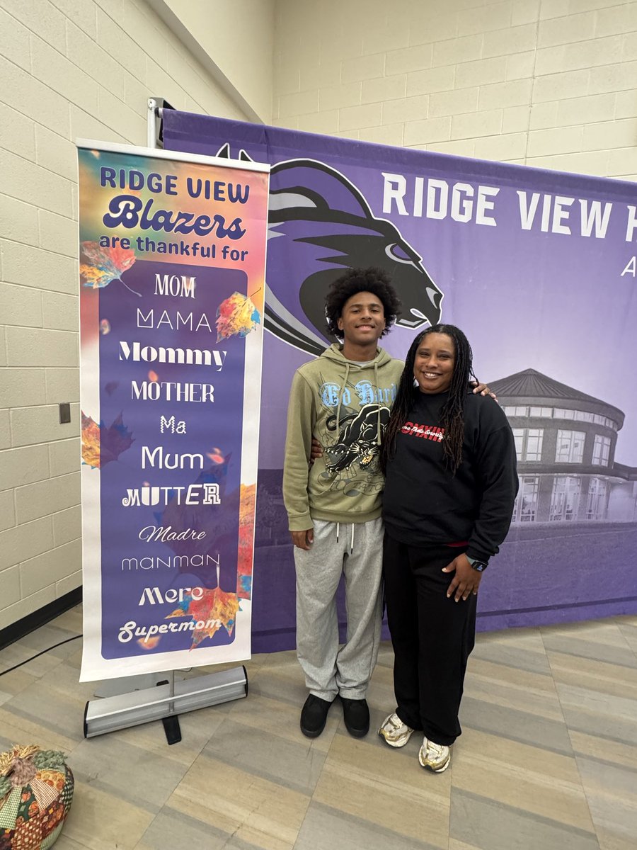 HowDMathG's tweet image. Enjoyed spending time with My Twin/SonShine @its_tre3 at the Moments for Moms Breakfast hosted by @rvhs 💜🩶 Thank You once again🫶🏾