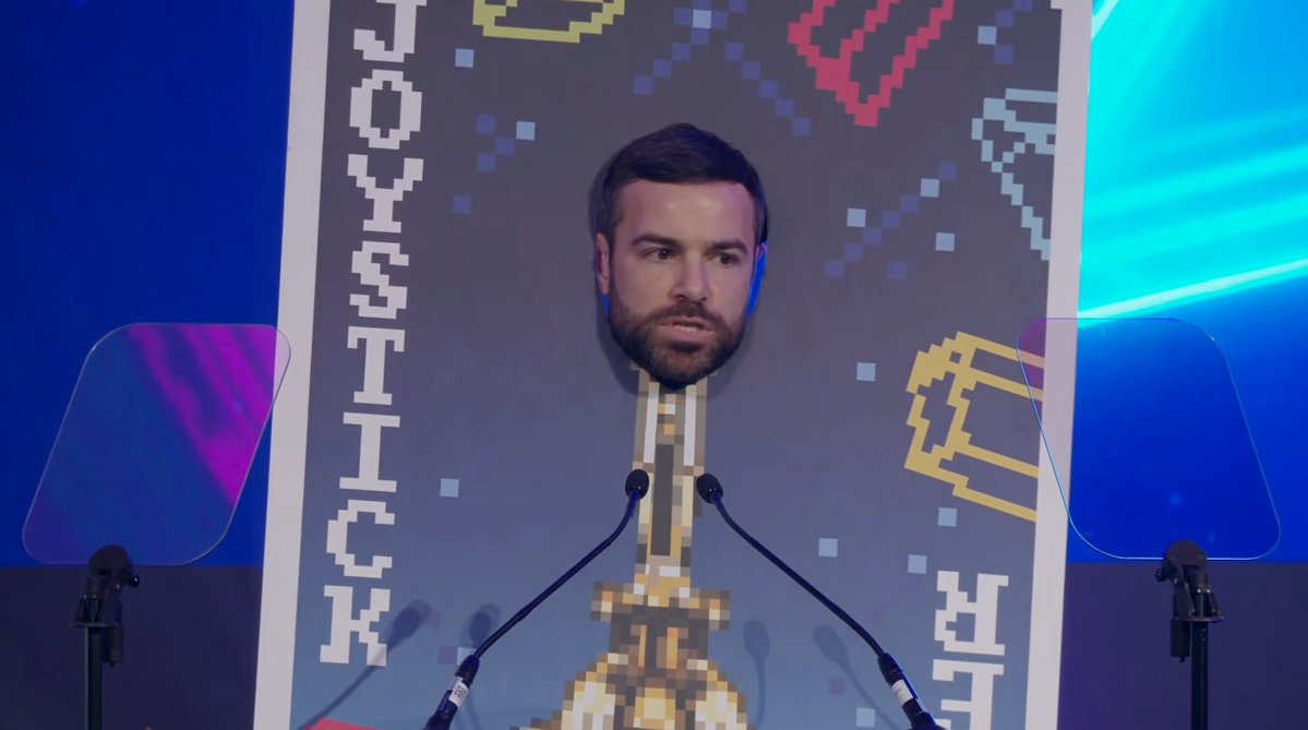 luscielia's tweet image. one thing about ben starr you can always trust him to be the most unhinged person in the room lmao