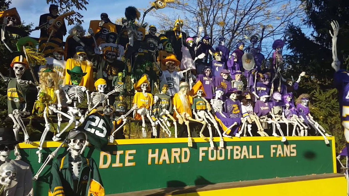 At least Bohs sell stuff to fans that are alive!!! 🧐😵‍💫