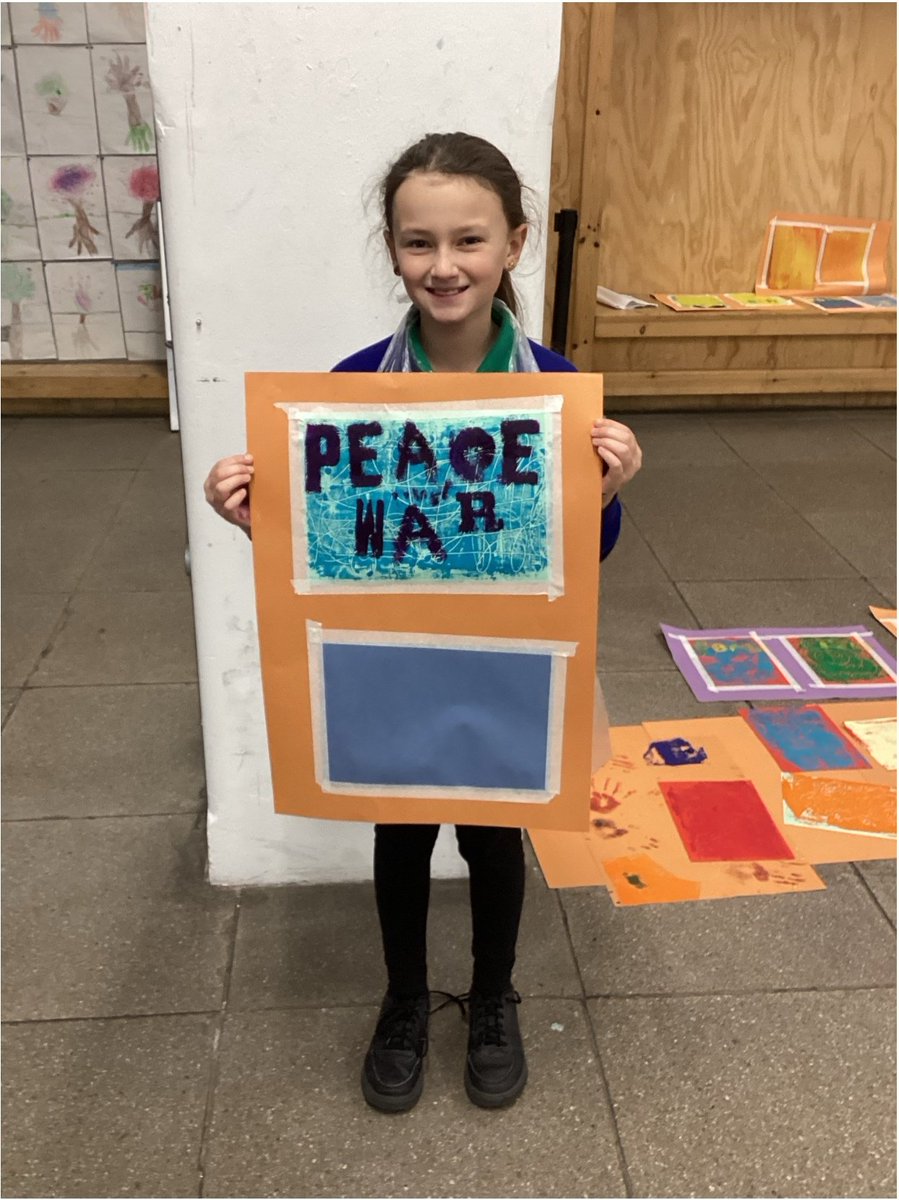 YsgolAcrefair's tweet image. Year 6 had a lovely day at @TyPawb today. They completed a workshop linked to the Print International exhibition on display there. They used the prints as inspiration to create their own propaganda prints linked to their &quot;Peace,  Justice and Strong Institutions&quot; topic.