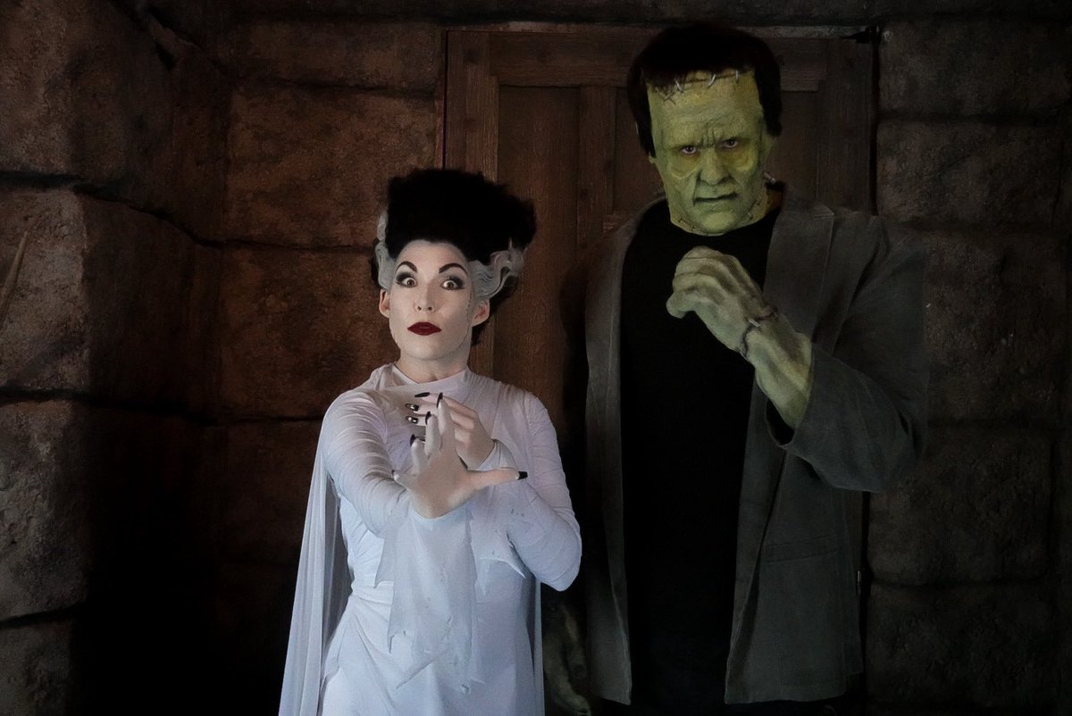 tinybearhands's tweet image. all roads lead to darkmoor 🥀