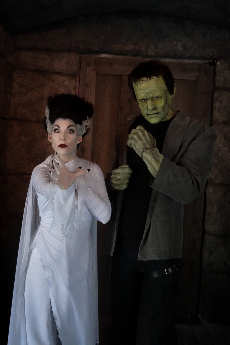 tinybearhands's tweet image. all roads lead to darkmoor 🥀