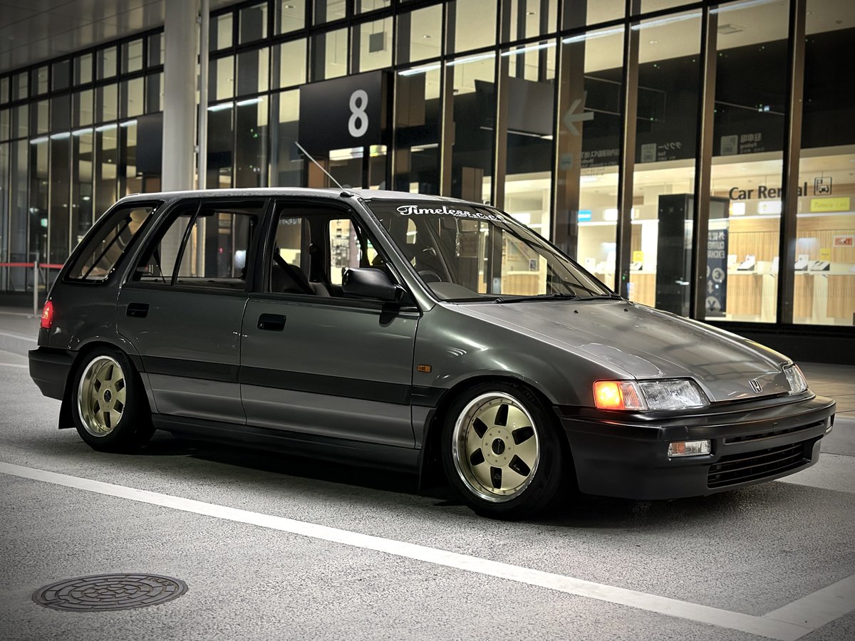 fe511_c's tweet photo. 今週頭にCivic shuttle 増車してました
とりあえず持ってたホイール履かせて車高おとしてスモークフィルム剥がして…これからまた色々こいつもやっていきます👍 https://t.co/5aohWfSuq1