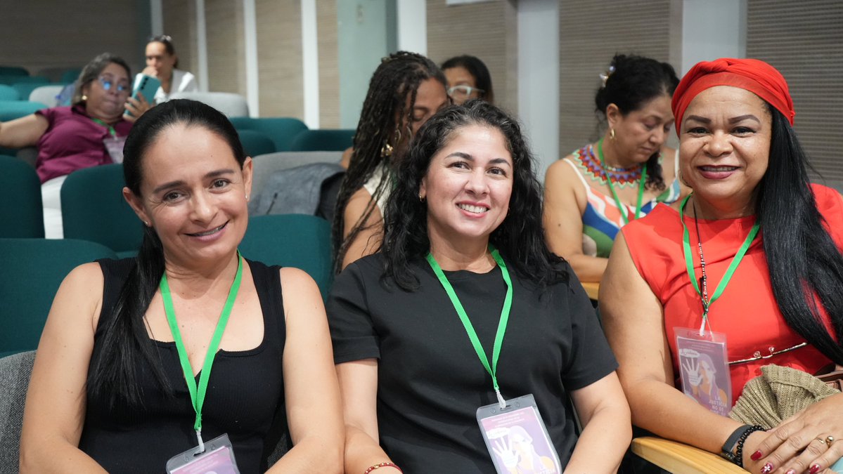 fecode's tweet image. &quot;La justicia no se pide, se exige&quot;, una de las frases con mucho poder que surgen del Seminario Nacional, FECODE - IEAL, en el marco de la conmemoración del 25 de noviembre, Día de la Eliminación de las Violencias contra la Mujer. Agradecemos al SUTEV y al magisterio del Valle por…