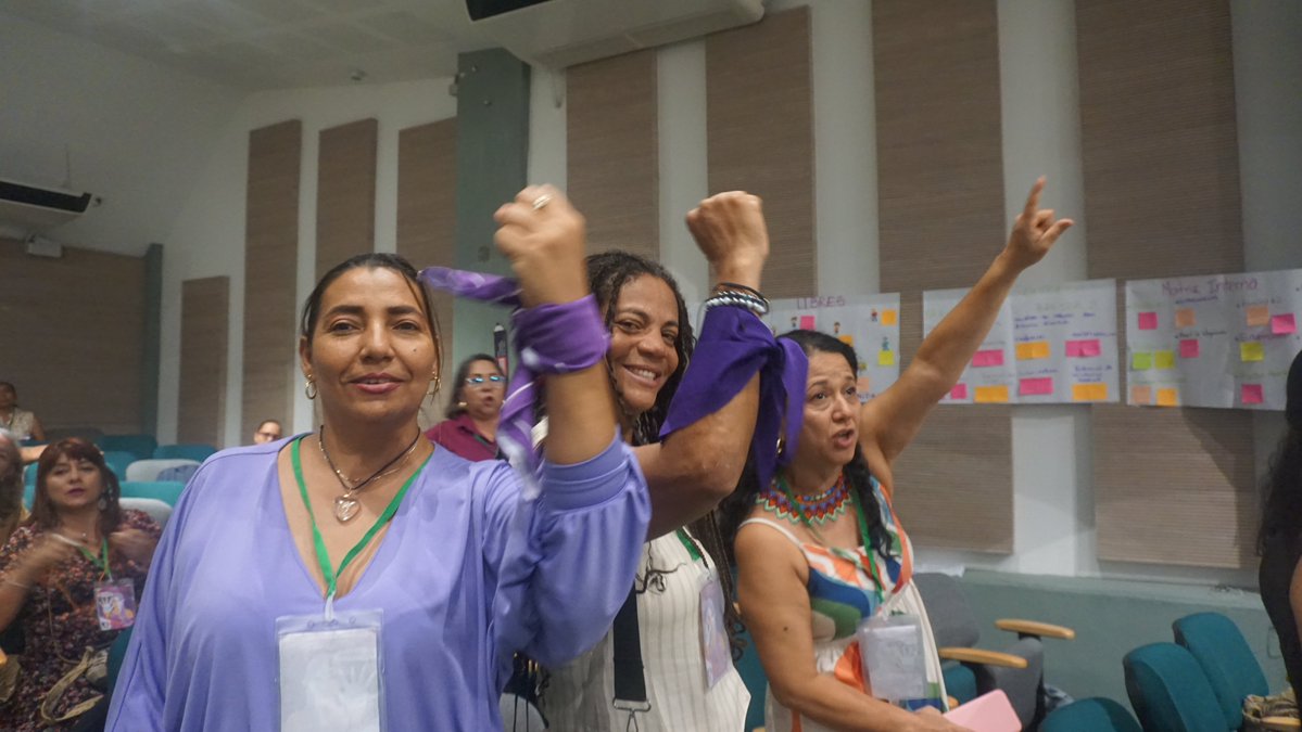 fecode's tweet image. &quot;La justicia no se pide, se exige&quot;, una de las frases con mucho poder que surgen del Seminario Nacional, FECODE - IEAL, en el marco de la conmemoración del 25 de noviembre, Día de la Eliminación de las Violencias contra la Mujer. Agradecemos al SUTEV y al magisterio del Valle por…