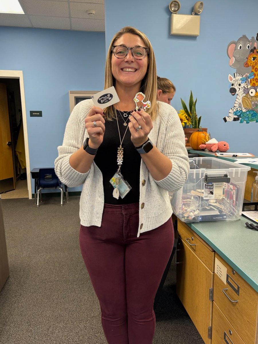 pedalpowerrich's tweet image. Our PLC staff had so much fun hunting for hidden turkeys today! 🦃🔍 Congrats to our five lucky winners! @PlcBears1 @stplc_principal @StaffordTwpEd @gchidiac211 @STSD_Director #Turkeyhunt #StaffFun