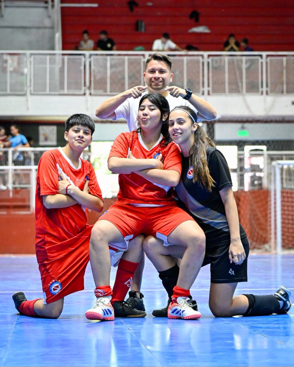 FutsalFemAAAJ's tweet image. #AAAJ 🏆 ¡NOCHE DE PLAYOFF!

¡Hoy hay futsal en el @LAAMBACamp! 🏟

#ElSemilleroDelMundo 🌎 juega los cuartos de final de Cuarta División ante Padre Mugica y los octavos de final de la Reserva frente a José María Bosch.

¡A DEJAR TODO POR CADA COMPAÑERA!
VAMOS LAS BICHAS 🐞❤️