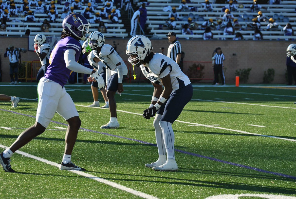 CantGuardTayy's tweet photo. 🚨I HAVE OFFICIALLY ENTERED MY NAME IN THE NCAA TRANSFER PORTAL🚨
 6’1 
180 
CB
28 Tackles
5 PBU’s
3 INT
1 86 yd Pick 6
7 Targets
4 years of eligibility left
NCAA ID: 2303810241
@MathewsArmunz @Bignickle51 @fastdawg101 @Coach_Dwill2124 
#NCAA #CFB #TRANSFERPORTAL https://t.co/uaaRchTmWT
