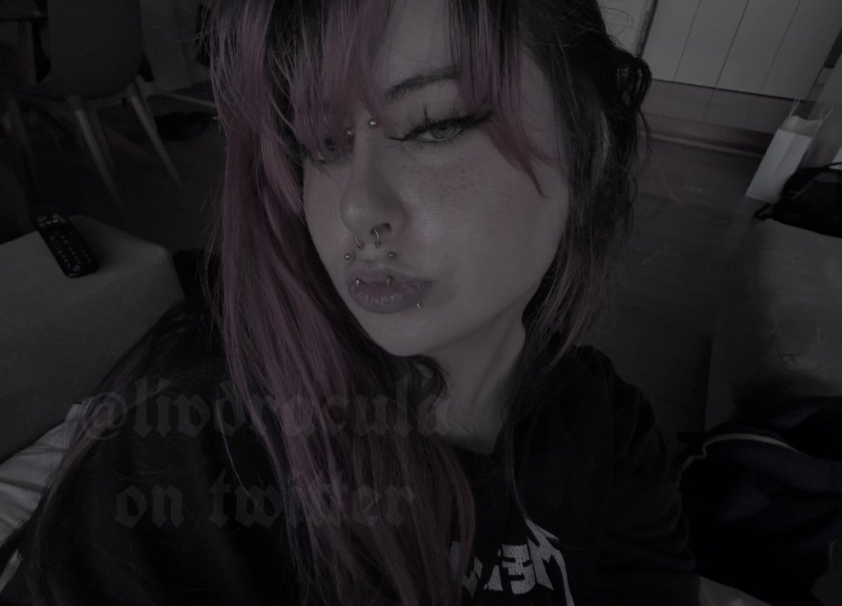 livdracula's tweet photo. wataa 🖤 https://t.co/qbn7Yd4rze