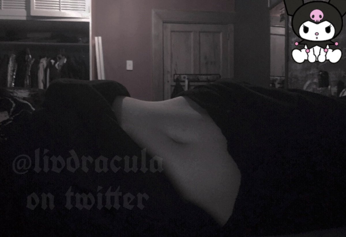 livdracula's tweet photo. wataa 🖤 https://t.co/qbn7Yd4rze