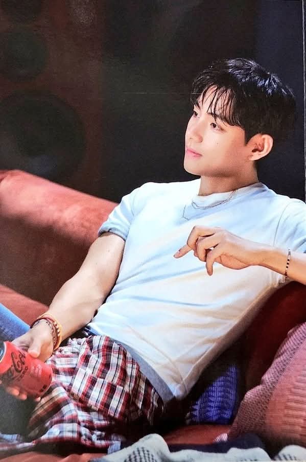 j-hope & V (scans) 🦩 tweet media
