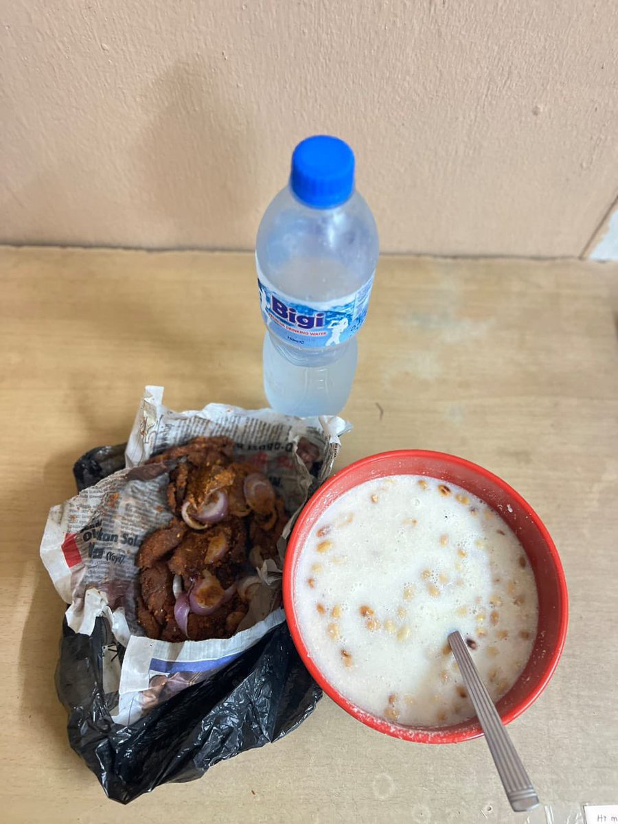 _BarnyO's tweet photo. You visit me and i gave you this for dinner. Will you take it from me? https://t.co/l1Z9IsbsV0