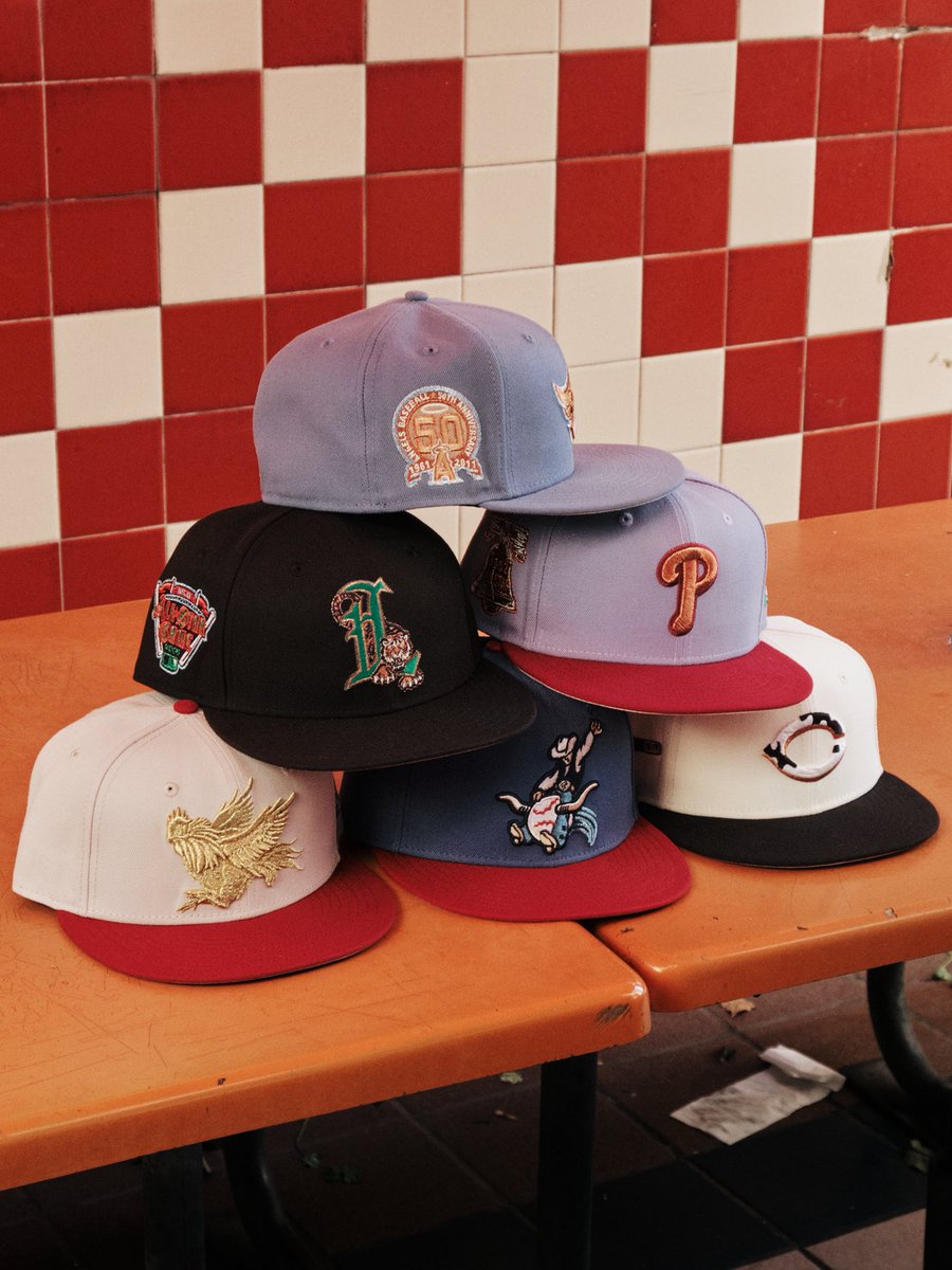 HAT CLUB tweet media