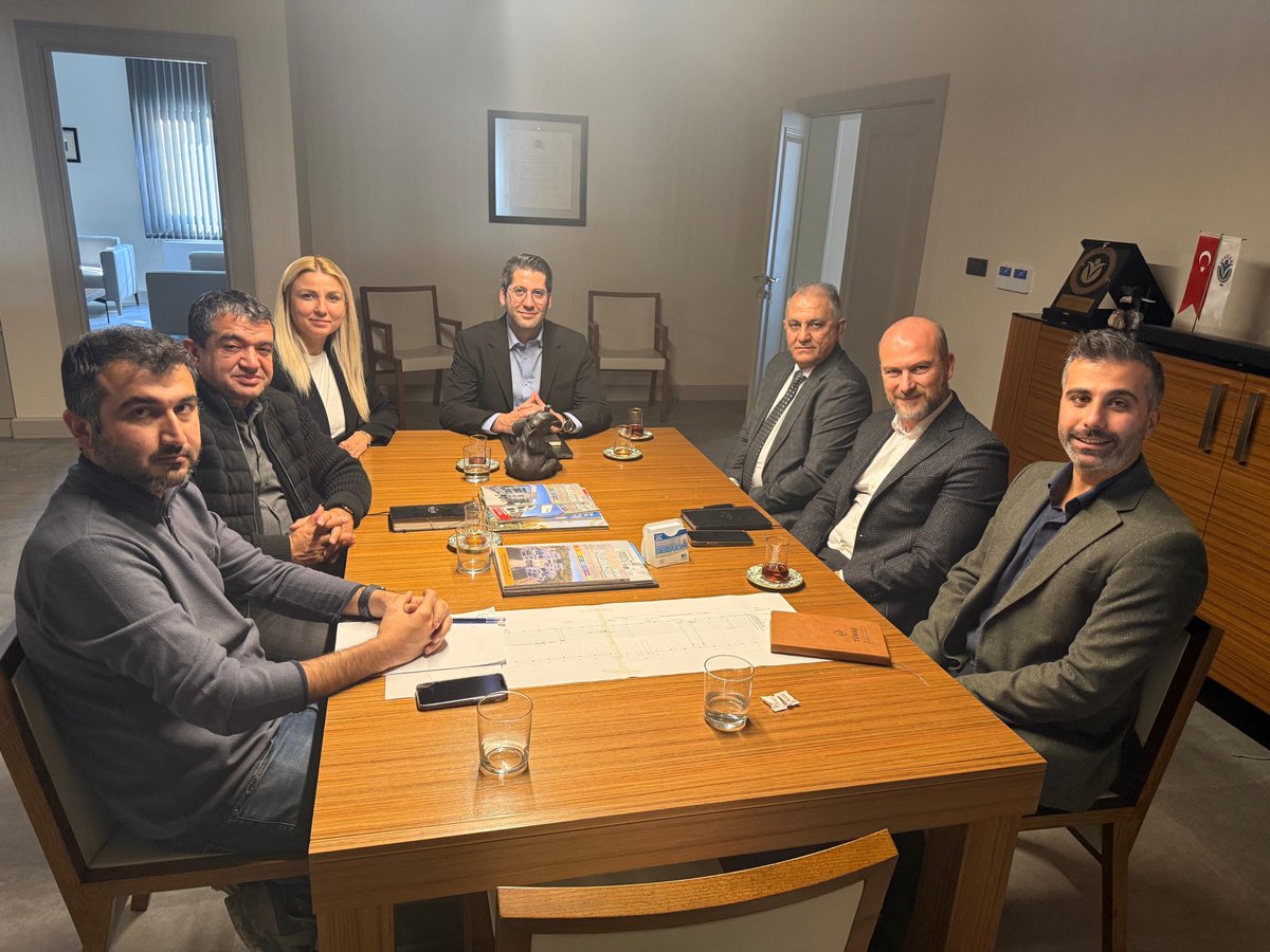 OSBTeknokent's tweet photo. 🚀 DDX Sürecinde Dijital Olgunluk Analizi Çalışmalarımızı Başlattık!

Dijital Dönüşüm (DDX) sürecimizin önemli aşamalarından biri olan Dijital Olgunluk Analizi kapsamında ilk kurum ziyaretimizi Milimetrik Prefabrik’e gerçekleştirdik. https://t.co/et5WCOPfhz