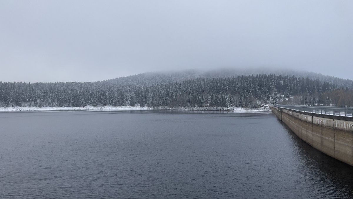 #Czechia #CzechRepublic #Flaje #KrusneHory Winter is coming.