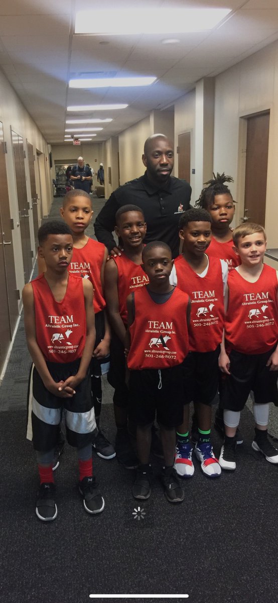 AltruisticGroup's tweet image. Throwback to a special moment in the community! 🏀
Altruistic Group is proud to have sponsored this youth basketball team and support the next generation on and off the court.
#Community #LocalInsuranceAgency