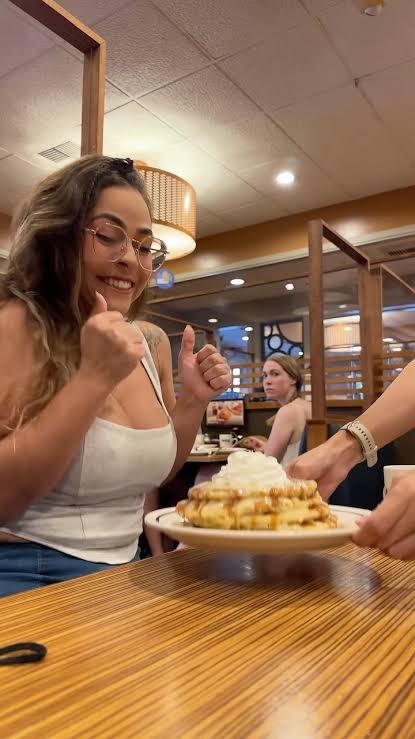 Mythotard's tweet image. “I’m assembling a team”