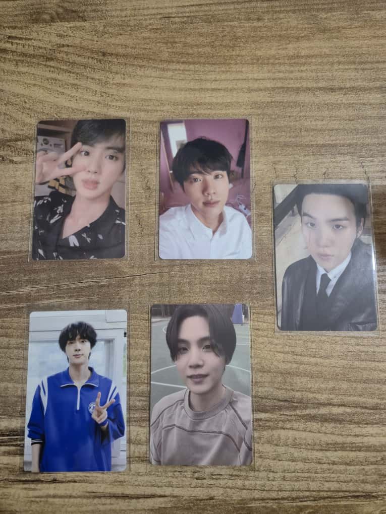 lilminyoonie_'s tweet image. bts pc satış   
set şeklinde satıyorum  
hasarsızlar   
go açabilirsiniz  

1. set    250-250-600-250-120
2. set    400-300-250-250-70

@btsssatis @trpctakas @bangtansatiss
@pcsatistr @peacrry @bgsatistakass @btssatistakasrt @btssatisbangtan @BTSARMYtakas @bangtanselltr