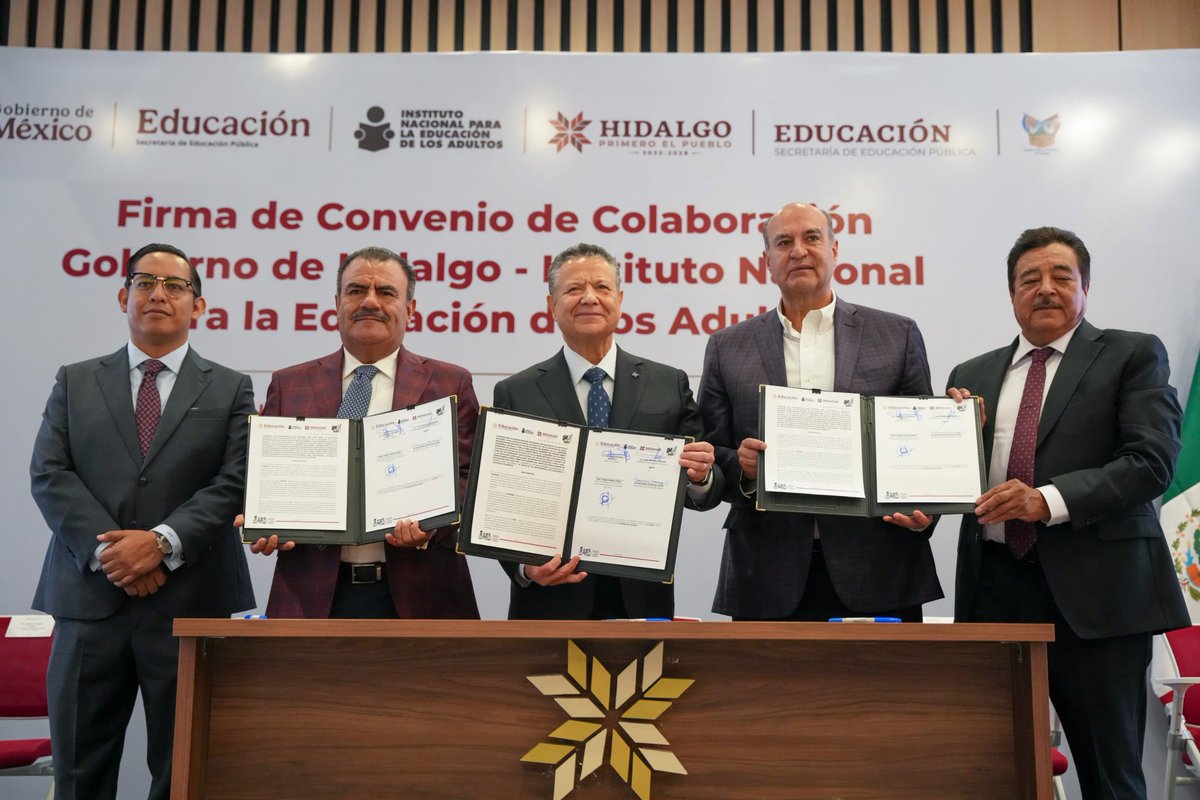 juliomenchaca_'s tweet image. Para que más jóvenes y personas adultas encuentren nuevas oportunidades y avancen con confianza hacia un futuro mejor, firmamos un importante convenio junto al Director General del INEA, Armando Contreras Castillo. Este amplía la atención educativa y respalda a quienes buscan…