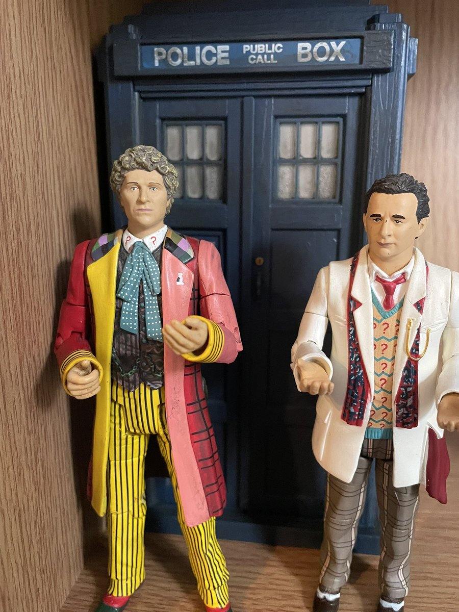 DocWhoFigures's tweet image. 6-7.