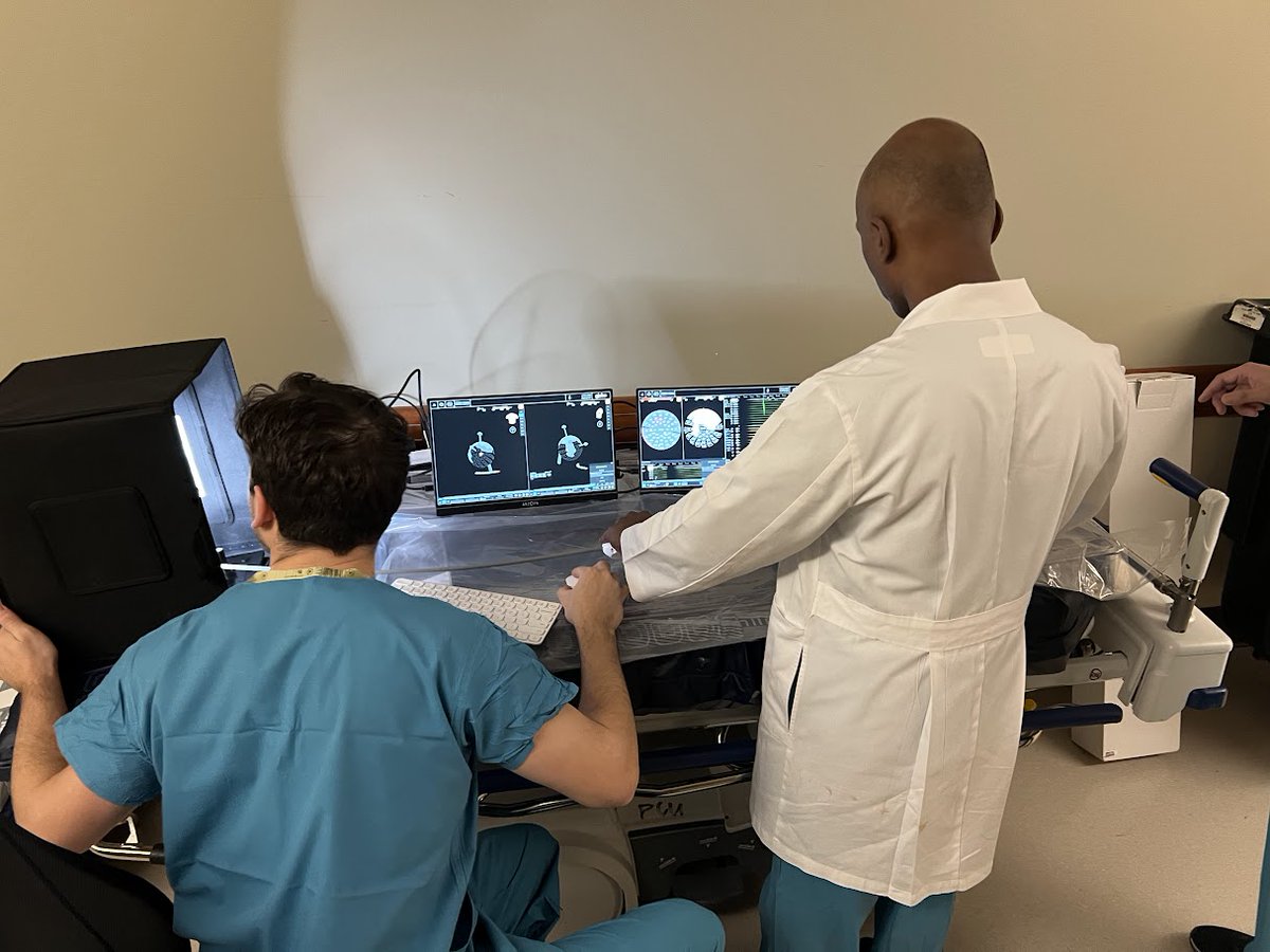 KardiumInc's tweet image. The Globe® Pulsed Field System has officially reached the West Coast! Congrats to Dr. Gandhavadi (@mgandhavadi ) and the team @OverlakeHMC  for completing their first commercial cases and pushing AF care forward.
@stephiemcd707 @StefanAvall 
#EPeeps #AFib