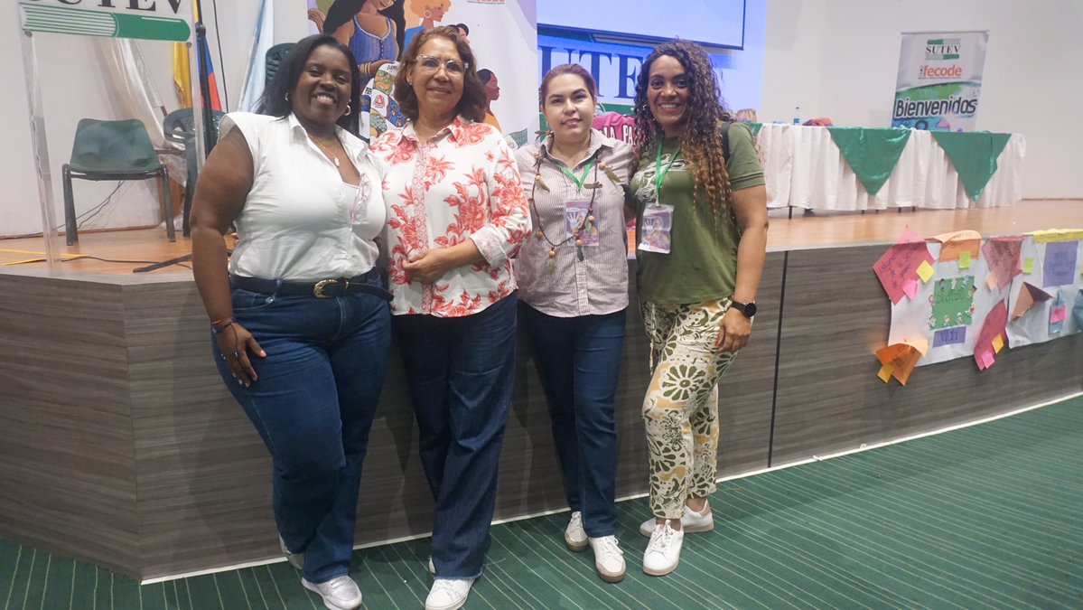 fecode's tweet image. Asumir liderazgos, defender posiciones, preparación integral, formación sindical, fortalecer la sororidad, son algunos de los compromisos que han surgido del Seminario Nacional, FECODE - IEAL en el marco de la conmemoración del 25 de noviembre, Día de la Eliminación de las…