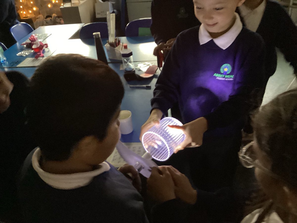 MissPatel_AMPA's tweet image. In science, we have been investigating reflective objects. Luckily, we had quite a few objects in our classroom to help us with this. Our favourite was the glitter globe! ⁦@AbbeyMead_TMET⁩ #science #exploring #learning #curiosity