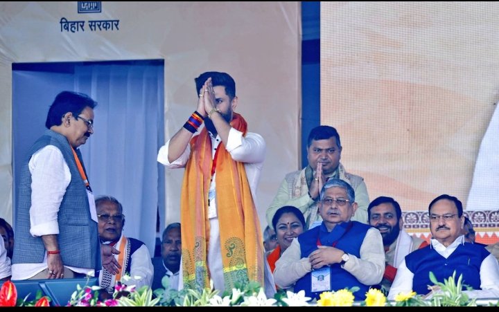 ivkashyap_LJP's tweet image. ऐतिहासिक गांधी मैदान से जनता को #चिराग अभिनंदन! 🙏 ❤️ 🎉