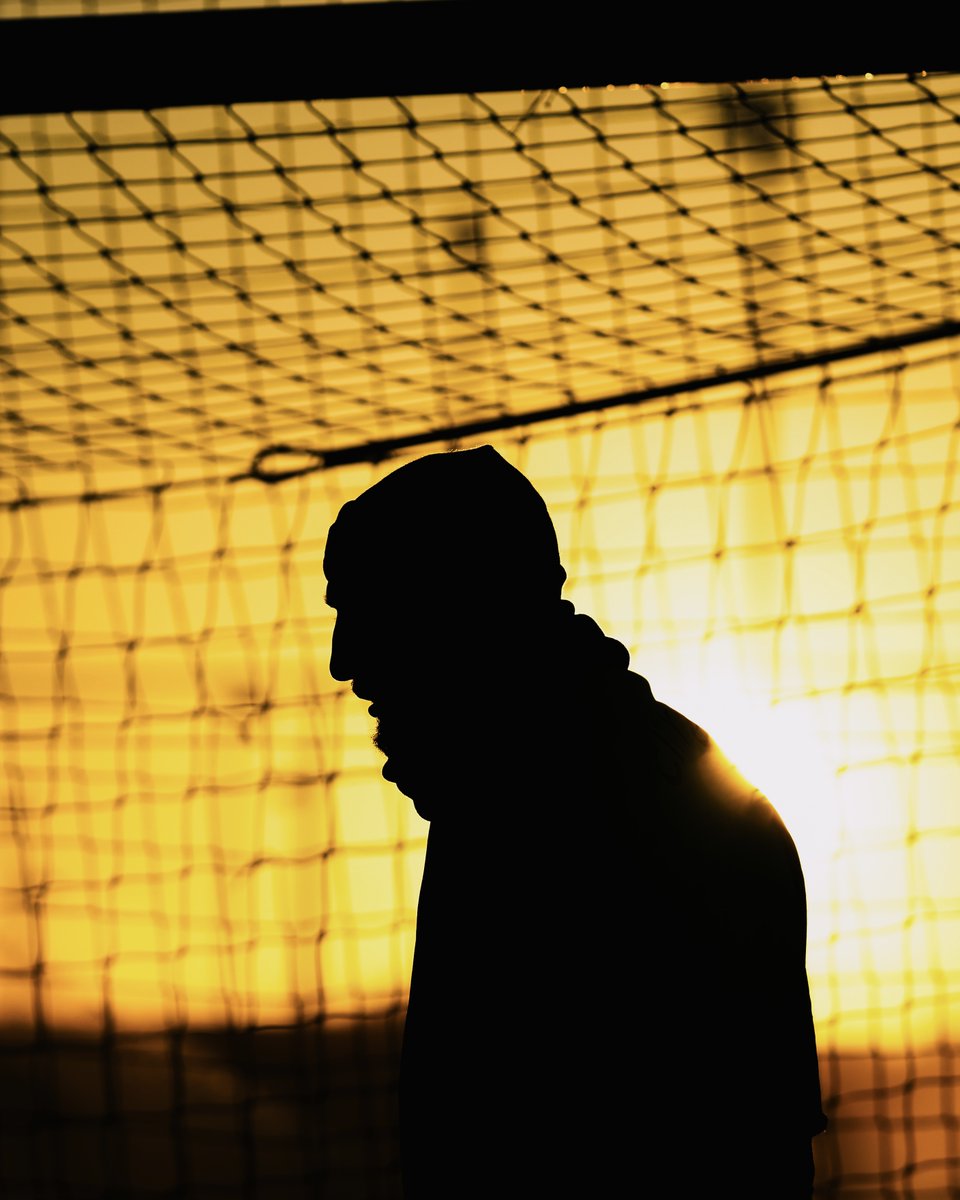 ManCity's tweet image. Guess who? 🧐