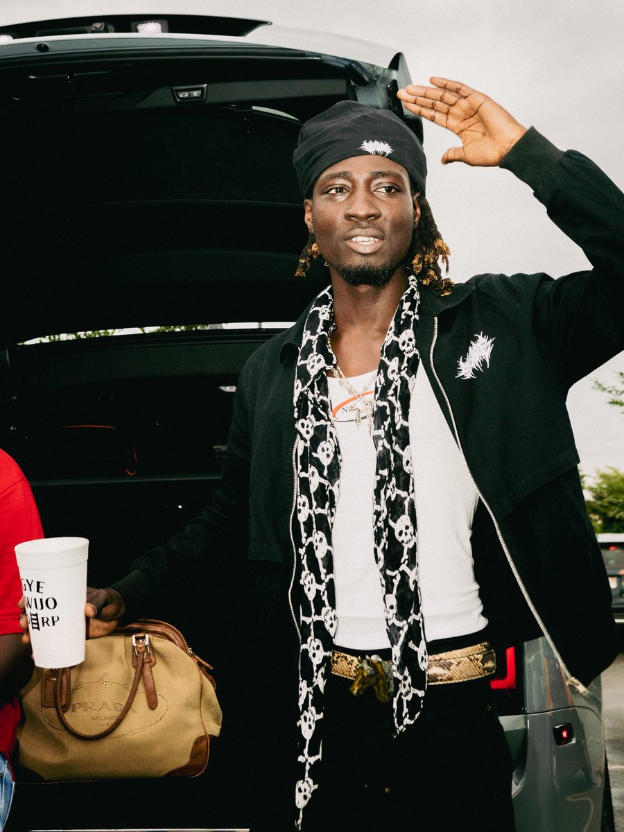 paul_agbavor_'s tweet image. enough has been said about Wendy Shay and Shay Concert

who’s currently the real face of Asakaa 

O’Kenneth.             or.     Jay Bhad