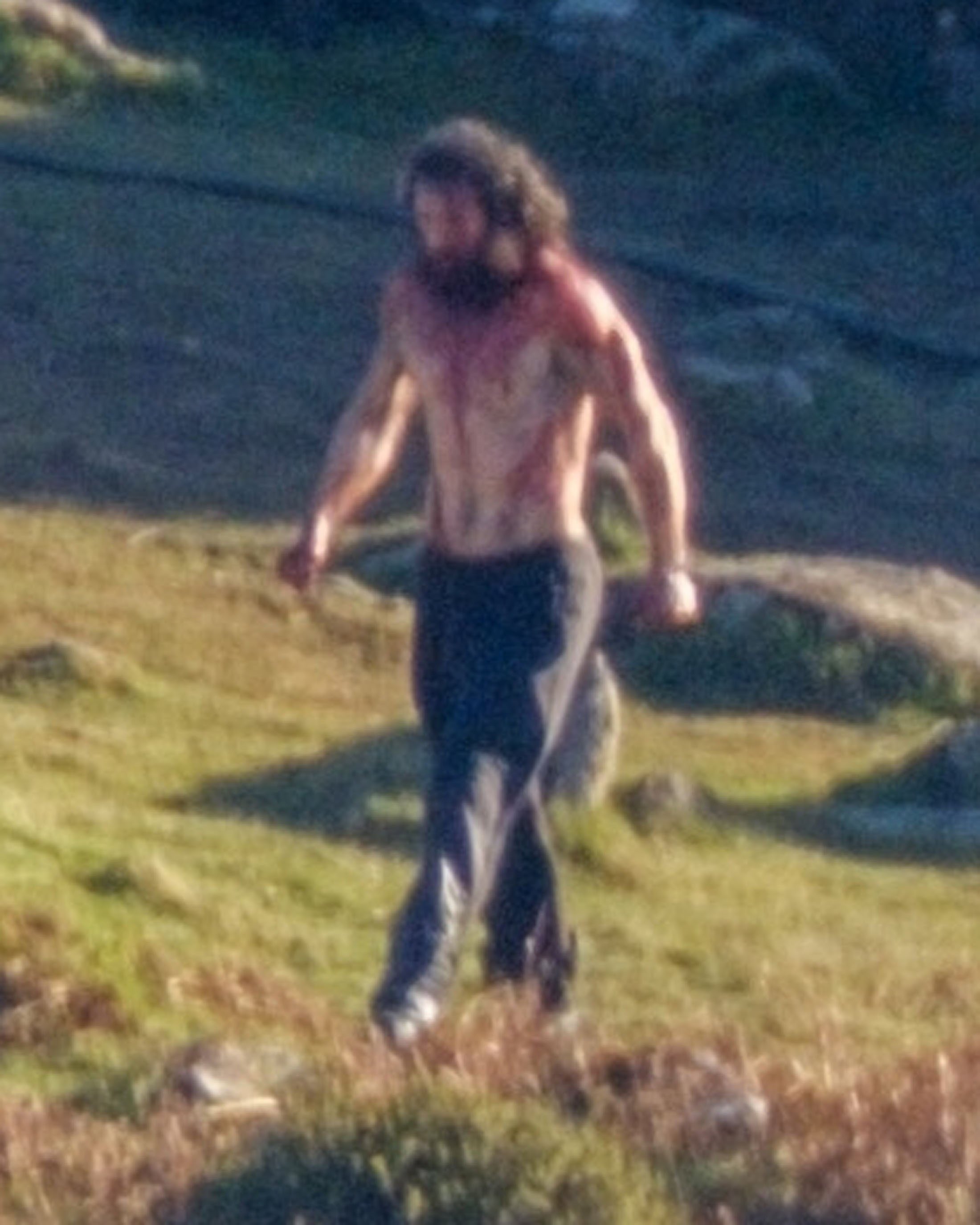 G6OKPkEXMAAsOI-?format=jpg&name=4096x4096