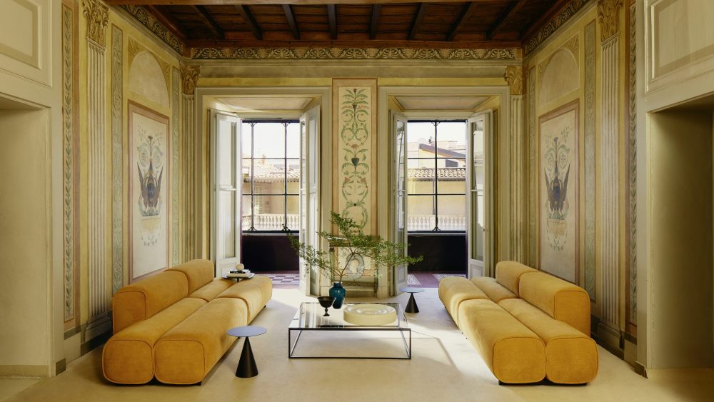 livingfinds_com's tweet image. 2025 design trends are redefining furniture and decor with futuristic revivals, modular seating, and nature-inspired materials.

From Paulin’s iconic F300 to Lehanneur’s Liquid Glass, innovation meets timeless style worldwide. #DesignRevolution #FutureOfHome

 (1/2)