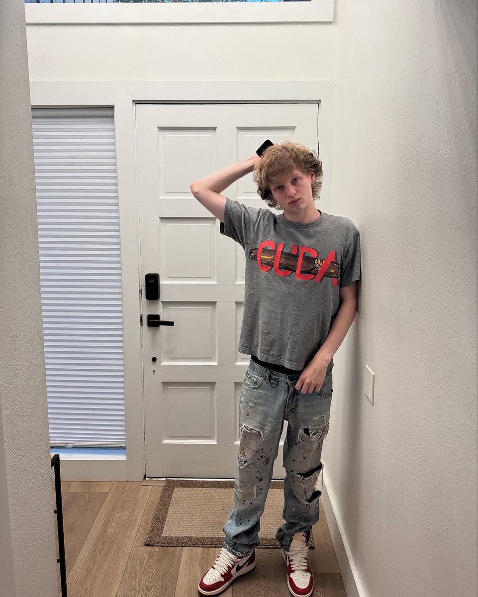 🏀🐗 tweet media