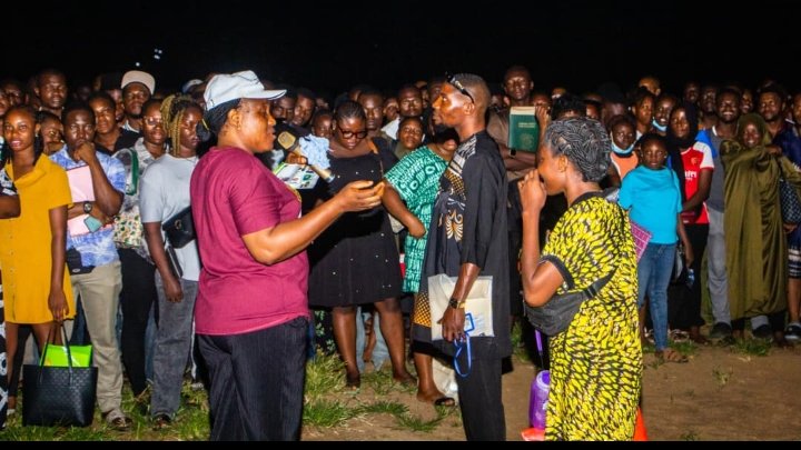 nyscupdatesng's tweet image. 2025 Batch C Stream 1, Camp Saga📌

Day 2 at NYSC Ede Camp Osun State began with focused morning meditation as the Camp Director, Mrs. Kehinde Salawu, reminded Corps Members to embrace discipline, follow instructions, and avoid misconduct for a smooth service year. 

#NYSC #batch