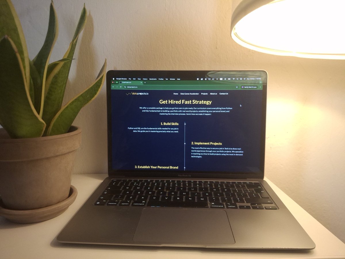 mike_chionidis's tweet image. Why builders should aim for Founding Engineer roles instead of random dev jobs:

1. We touch product, tech, and customers
2. Our decisions actually move the company
3. We get to build the v1, not maintain legacy
4. We learn 10x faster than in a big team 
5. The “boring” tasks…