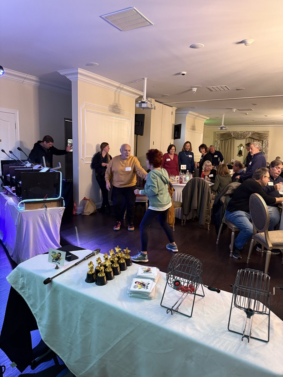 BobScottsGSN's tweet photo. Recent show pics!!!

Come on and join in on the FUN! 
Call us at 732-838-4188 or book directly on our website! 
https://t.co/ikTGyHeYUB

#thegameshownight #lifeoftheparty #fun #laugh #laughter #laughoutloud #havefunwithit #lifeisshort #playgames https://t.co/66v3pYlxo5