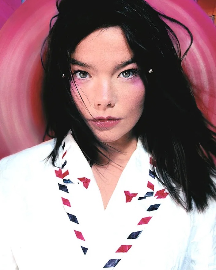PopBase's tweet image. Happy 60th birthday to the talented Björk.