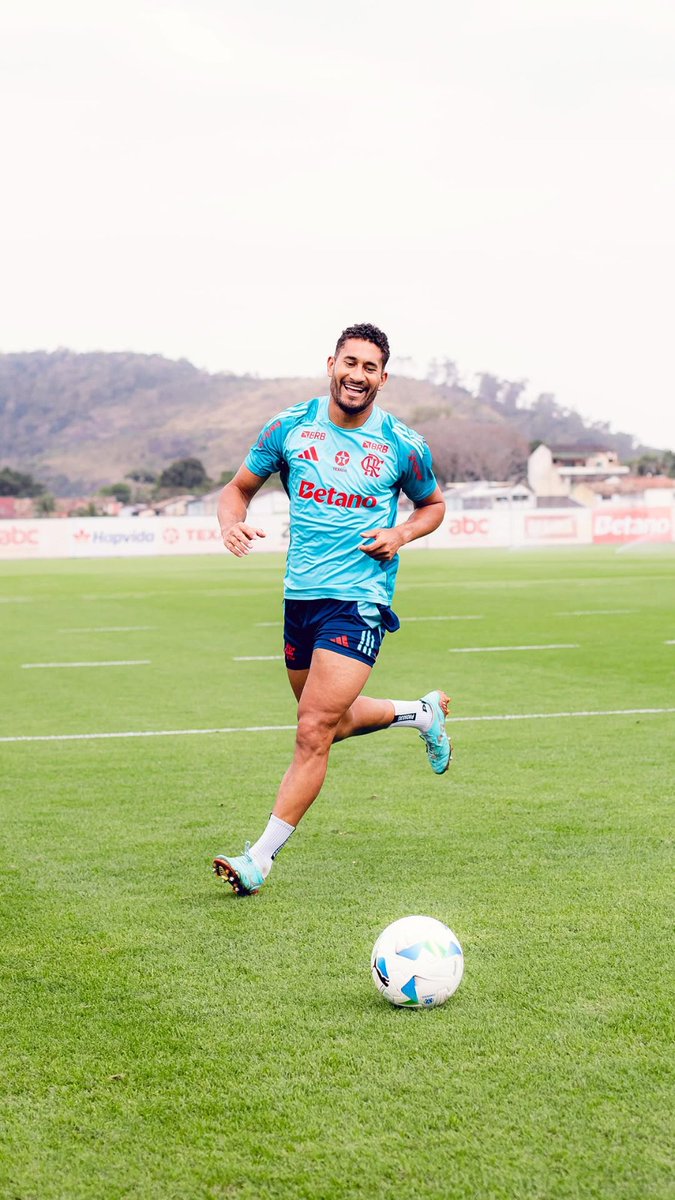 CRFNews1895's tweet image. 👋 DE SAÍDA! 

Pablo, do Flamengo, encaminha acerto com o São Bernardo para 2026.

Zagueiro terá o vínculo válido somente para a disputa do Paulistão.

🗞 @ESPNBrasil