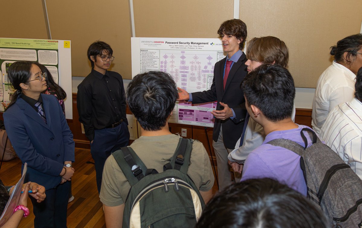 UHEngineering's tweet image. 🚨Create@UH is back, and the Poster Sign-Up Deadline is this weekend!

Check out the flyer for event details, or tap the link to learn more!
egr.uh.edu/current-studen…

Swipe to check some photos from past showcases and some behind the scenes!