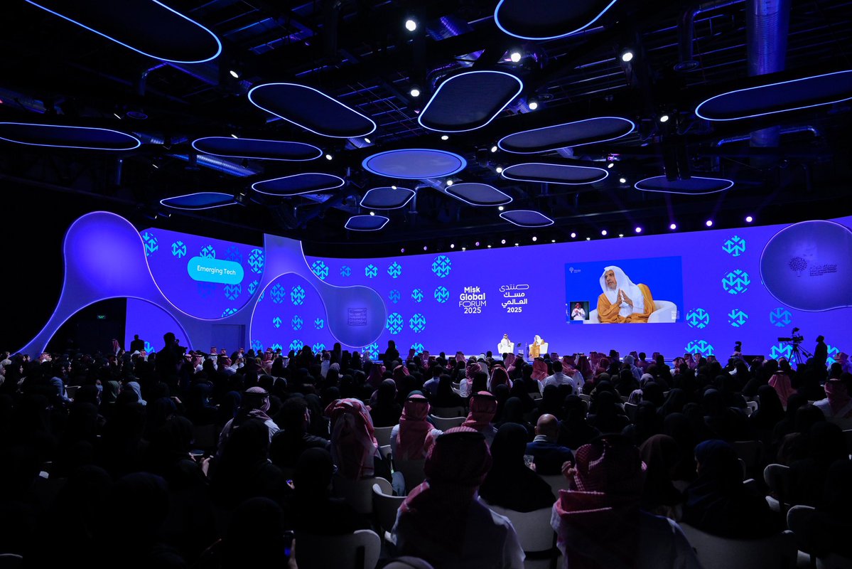 MhmdAlissa's tweet image. I was delighted to accept the gracious invitation extended by the Prince Mohammed bin Salman Foundation (Misk) to participate as a keynote speaker in the ninth edition of the #MiskGlobalForum 2025, held under the theme “Created by Youth”, as well as to engage in meaningful…