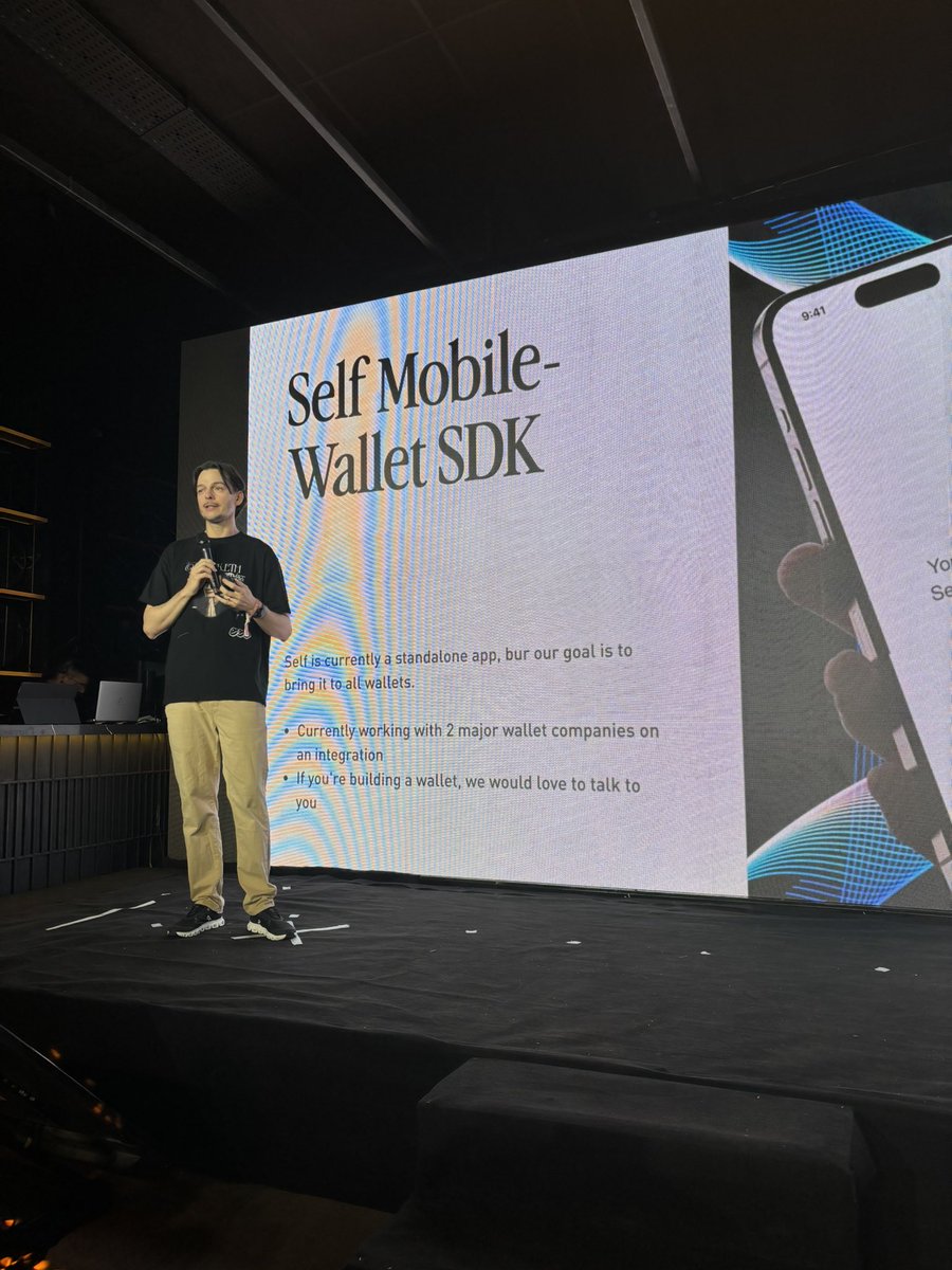 rems000's tweet image. watching @marek_  giving the alpha on the mobile-wallet sdk at @WalletConnect 🙌 

no need to ask your users to download the self app anymore. you can directly bundle @SelfProtocol into yours.